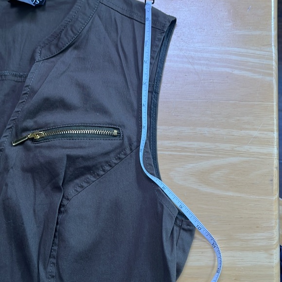 Venus Green Jumpsuit with Gold buttons - Picture 7 of 11